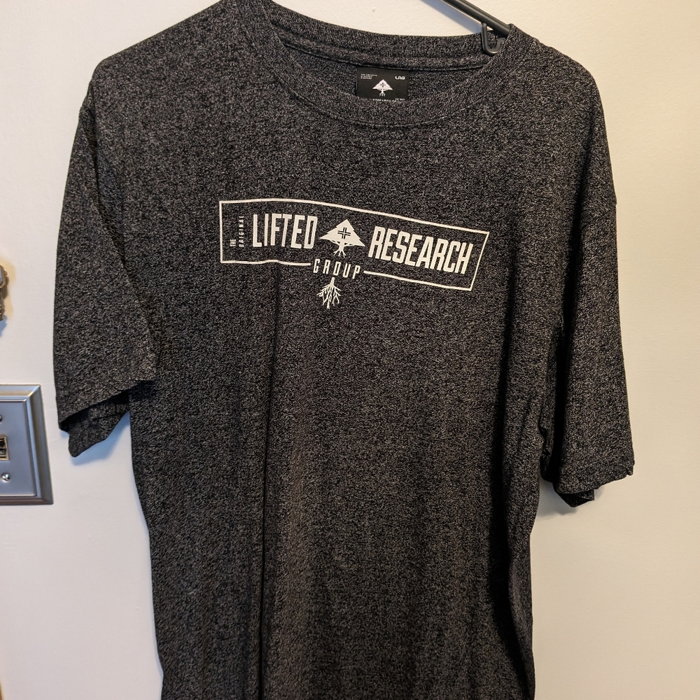 LRG T-shirt